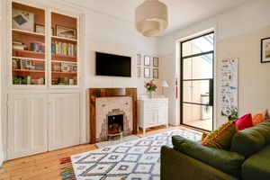 Reception Room- click for photo gallery